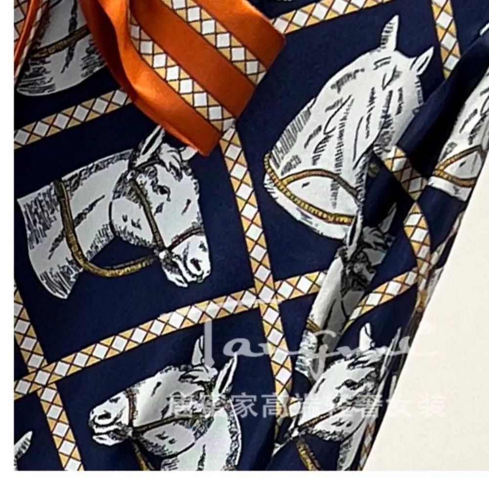 Designer-Style Equestrian-patterned Maxi Dress - Picture 8 of 12